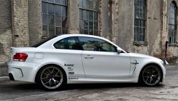 bmw-1m-carbon-03.jpg