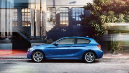 BMW_1series_3door_Wallpaper_1920x1200_03.jpg