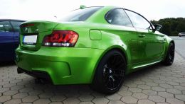 BMW-Green-Mamba-1er-M-Java-Green-06.jpg