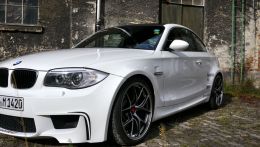 bmw-1m-carbon-06.jpg