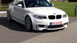 BMW-1er-M-V10-replica-07.jpg